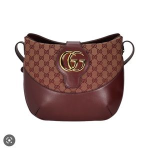 Pre- loved crossbody Gucci bag